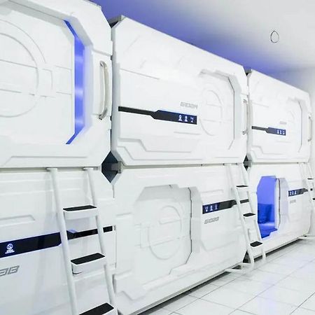 Reddoorz Hostel Near Taman Puring Jakarta Eksteriør bilde