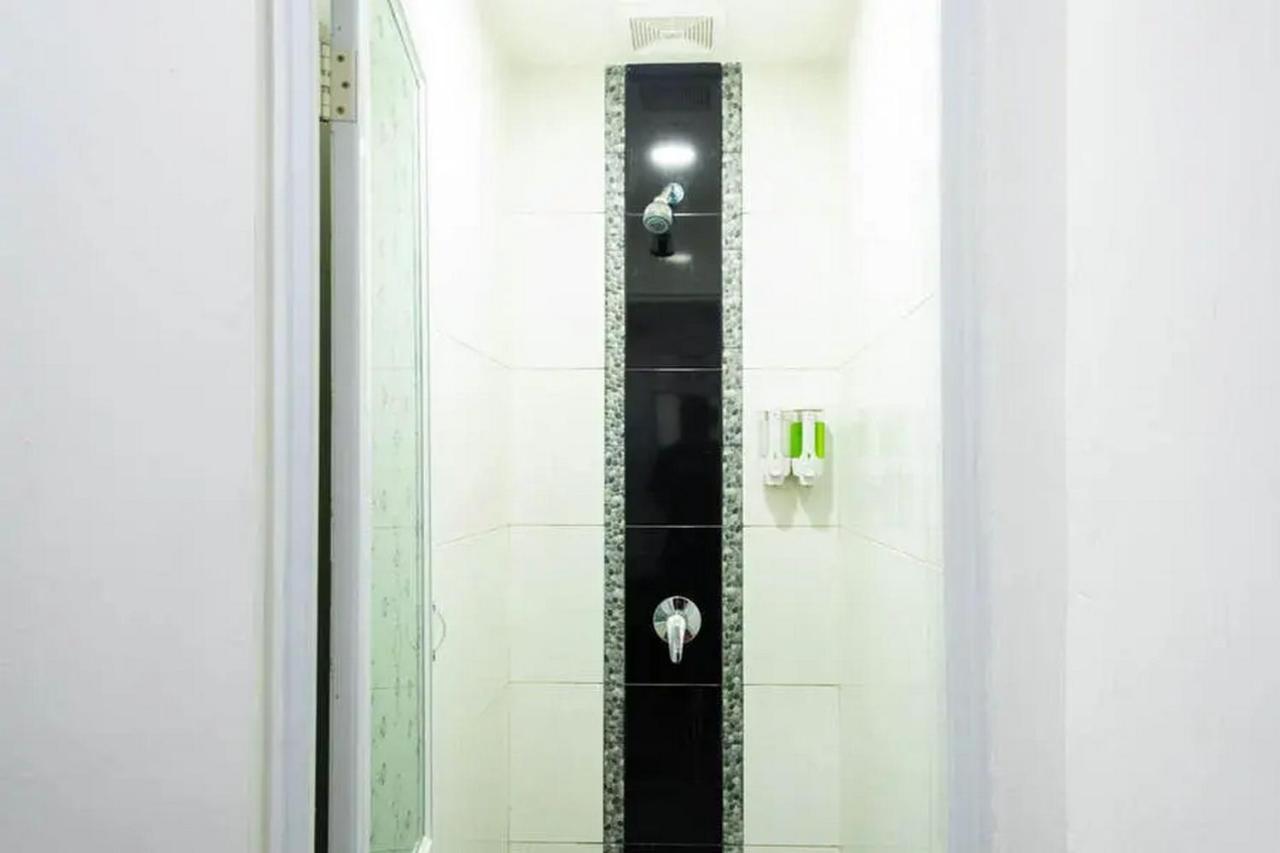 Reddoorz Hostel Near Taman Puring Jakarta Eksteriør bilde
