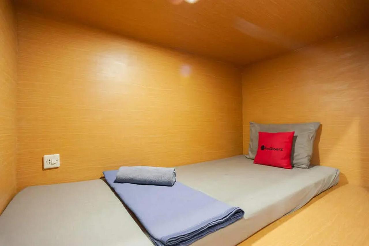 Reddoorz Hostel Near Taman Puring Jakarta Eksteriør bilde