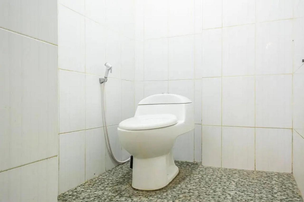 Reddoorz Hostel Near Taman Puring Jakarta Rom bilde